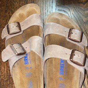 Worn Once Birkenstock Size 6 Arizona